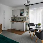 Apartamenty Wczasowa - Z Widokiem Na Gory, Parkingiem, Rowerownia * Kudowa Zdroj