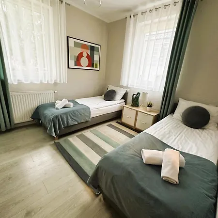 Wczasowa - Z Widokiem Na Gory, Parkingiem, Narciarnia *