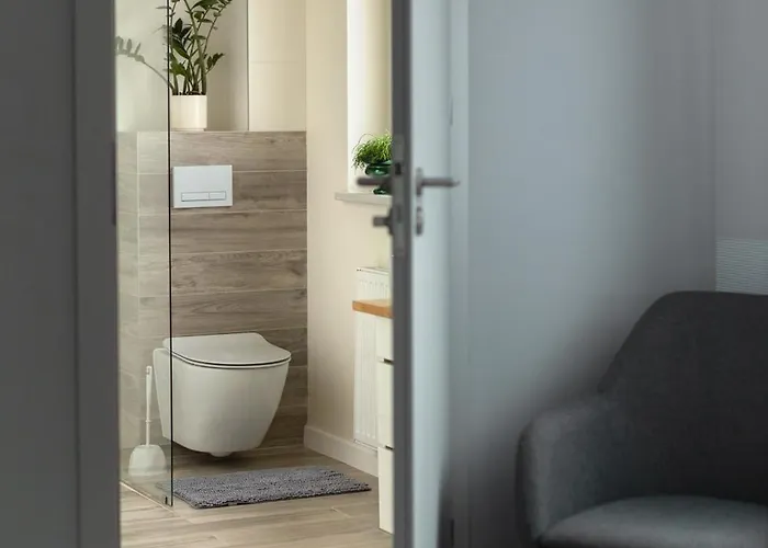 Wczasowa - Z Widokiem Na Gory, Parkingiem, Narciarnia * Kudowa Zdroj