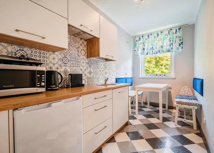 Wczasowa - Z Widokiem Na Gory, Parkingiem, Narciarnia