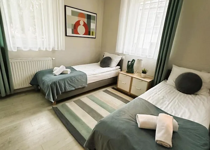 Wczasowa - Z Widokiem Na Gory, Parkingiem, Narciarnia *